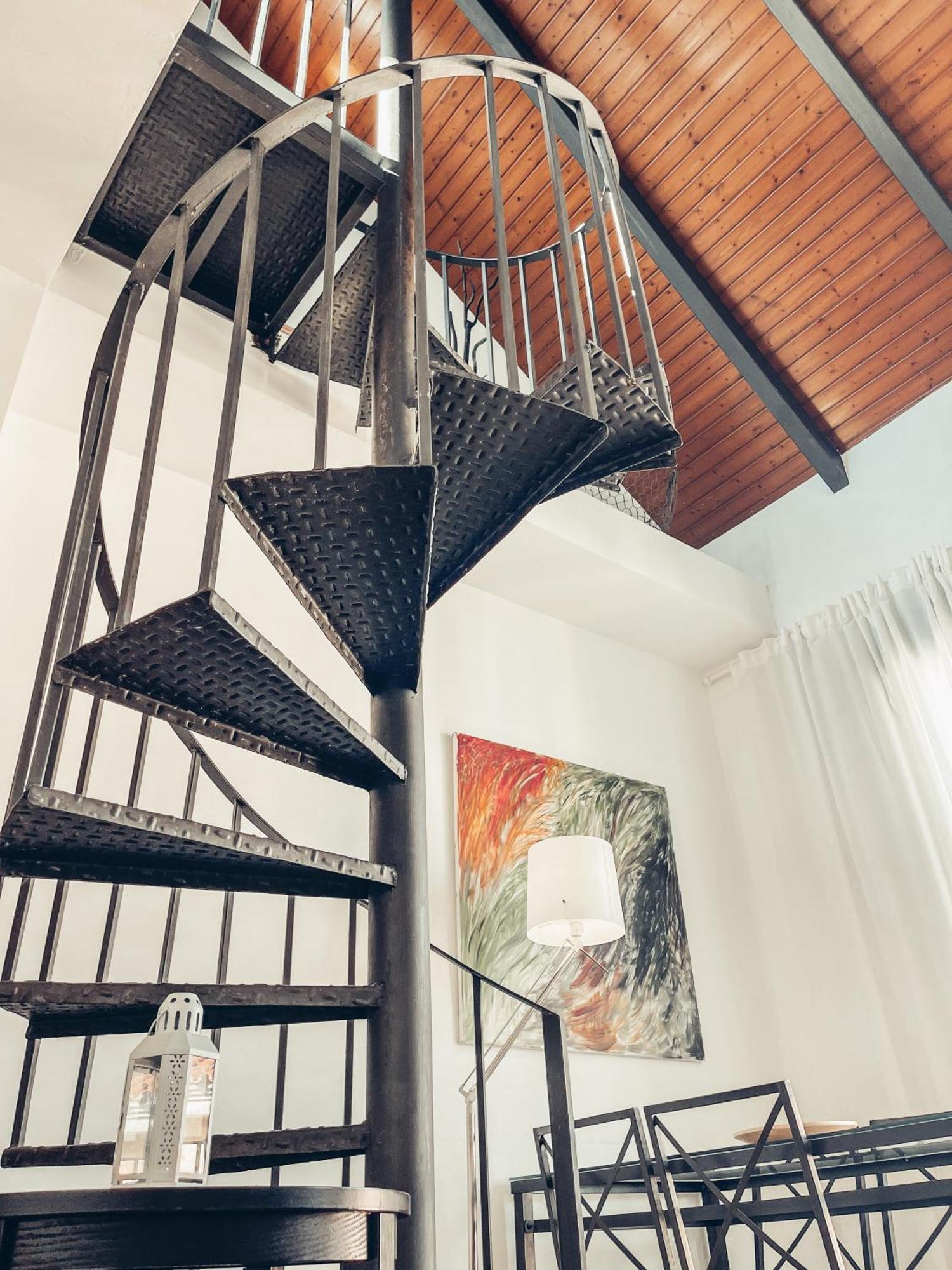 Panoramic Rooftop Duplex Retreat Heart Of Apartamento